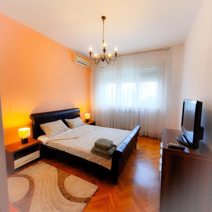 City Center Apartment Bucureşti Ngoại thất bức ảnh