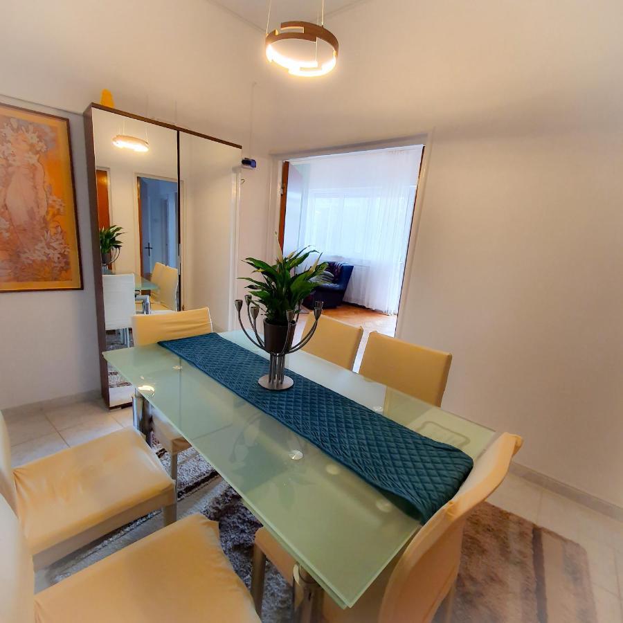 City Center Apartment Bucureşti Ngoại thất bức ảnh